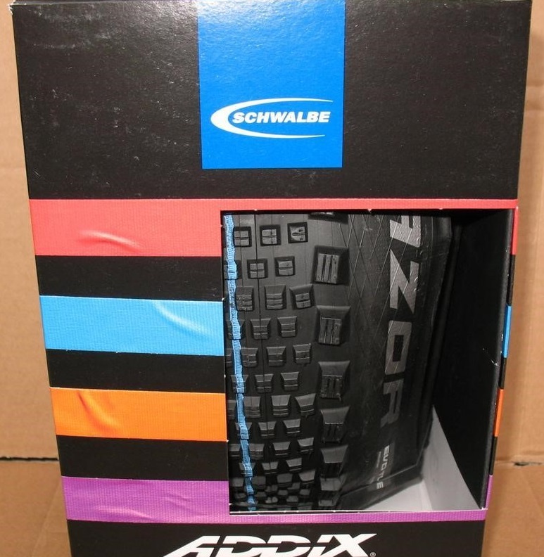 Покришка Schwalbe Rock Razor Evolution SpeedGrip 27.5х2.35