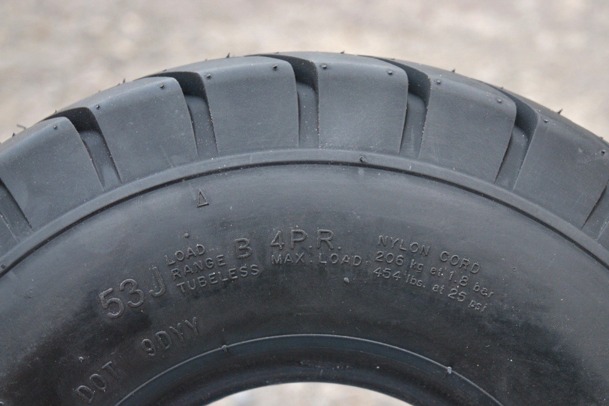 Бескамерная покрышка производства Deli Tire размер 130/90-6 - Зображення 6