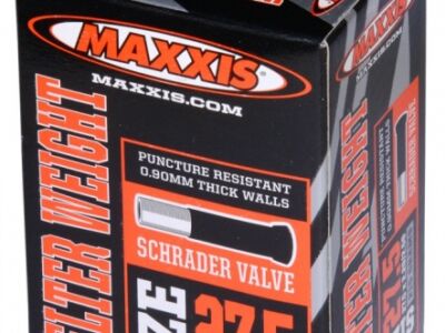 Камера Maxxis Welter Weight AV (schrader, авто) L40mm 27.5х2.20-2.50 (54/63-584)